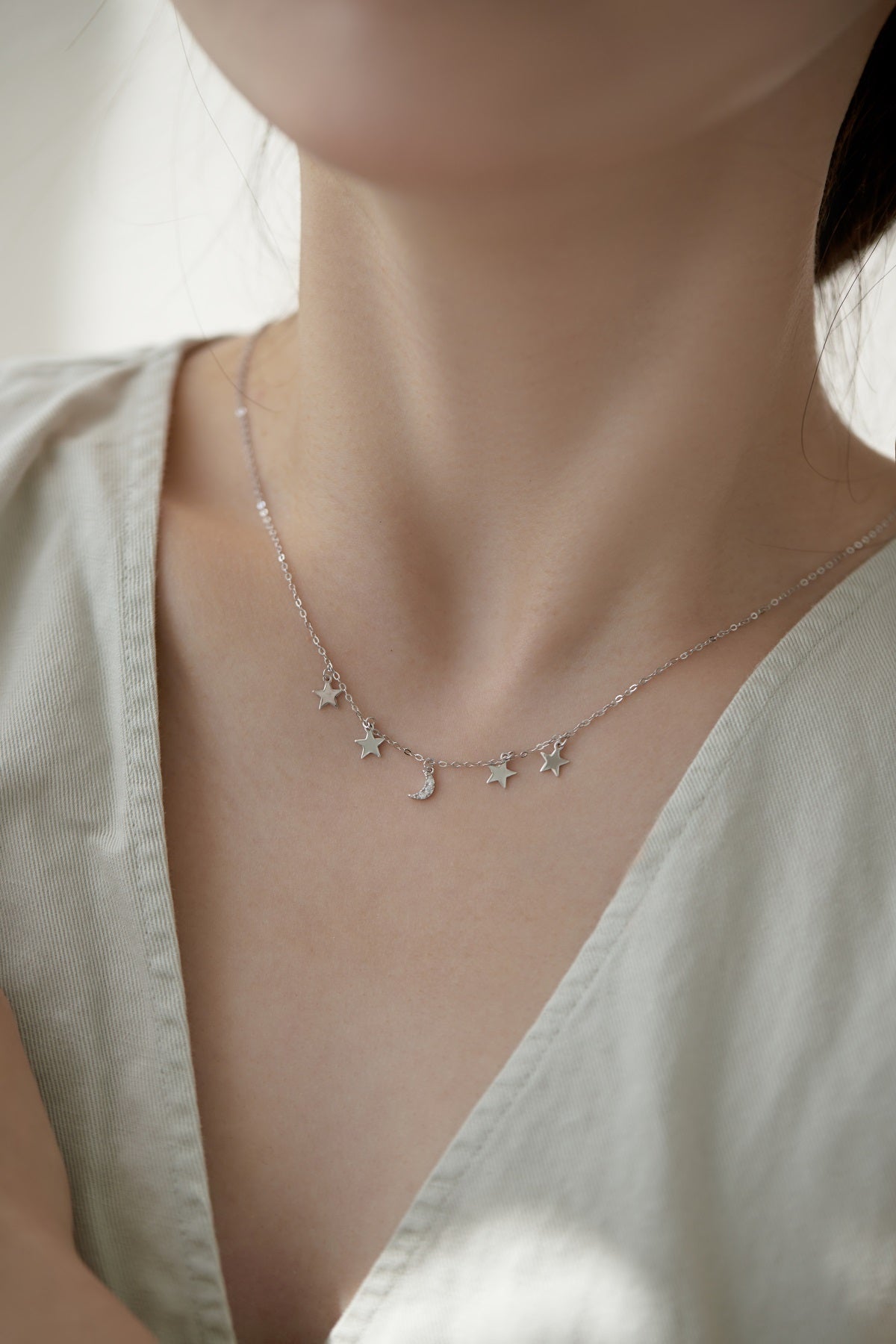 GIOVE MIO: Cadena LUNE E STELLE en plata 925 para regalar con propósito y estilo único. ¡Sorprende con elegancia y calidad! ¡Compra ahora y haz un regalo inolvidable! PLATA 925 / BLANCO
