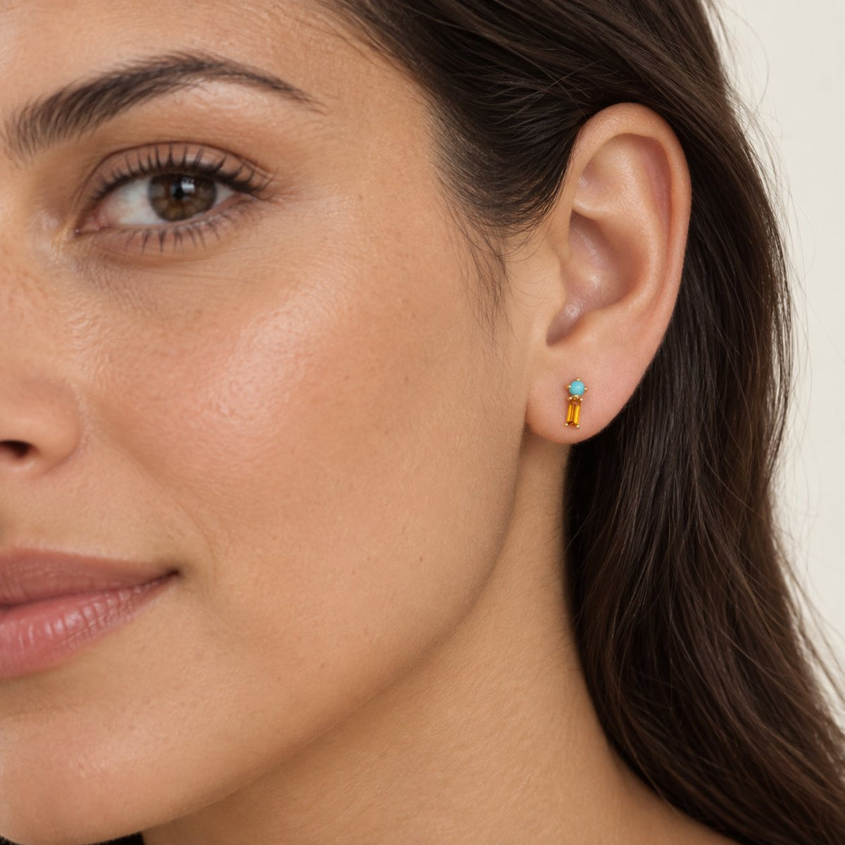 GIOVE MIO Studs en Oro Amarillo de 14Kt con Citrinas y Turquesas. Oro 14Kt / Amarillo / 4X10MM