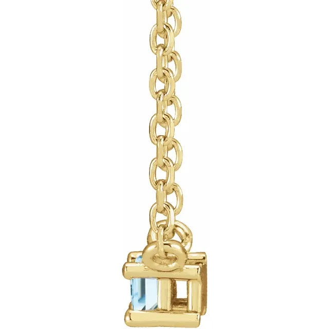 GIOVE MIO Cadena con Dije de Gema en Oro Amarillo de 14Kt con Topacio Azul London Blue. Oro 14Kt / Amarillo / 2X4MM