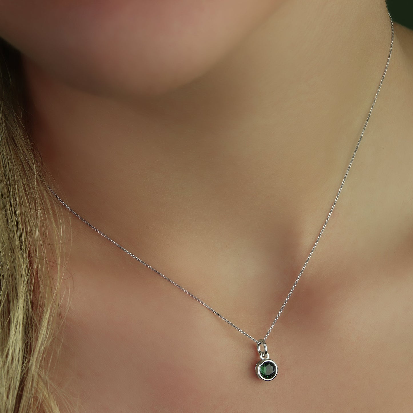 GIOVE MIO Dije de Gema en Plata 925 con Circonia Cúbica. Plata 925 / Blanco / 6MM