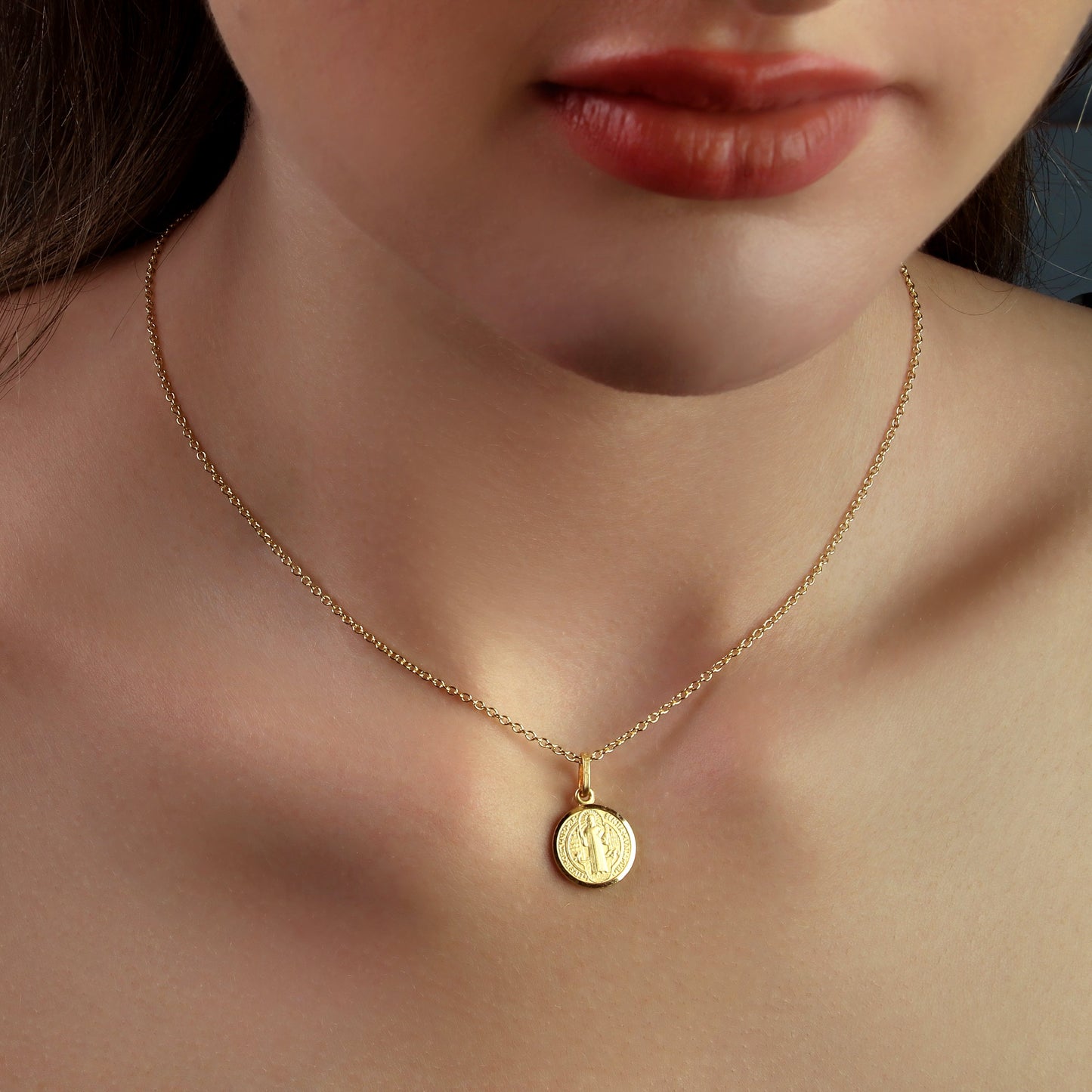GIOVE MIO CHAIN NECKLACE WITH SAINT BENEDICT MEDAL CHARM IN 925 SILVER PLATED IN 18KT YELLOW GOLD, 40 - 45 CM LONG