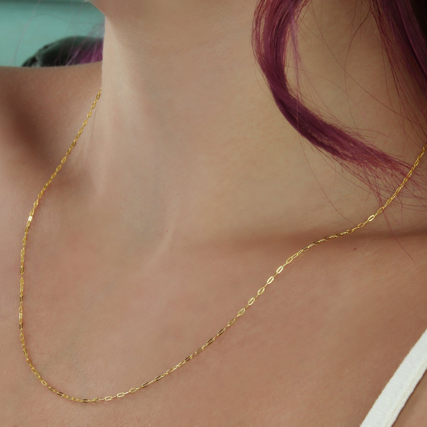GIOVE MIO: 18kt Yellow Gold 45 CM Clip Chain Necklace – Elegance and style in every detail. Stand out with this exclusive design that adds a touch of luxury and sophistication to any occasion. Own this timeless piece today!