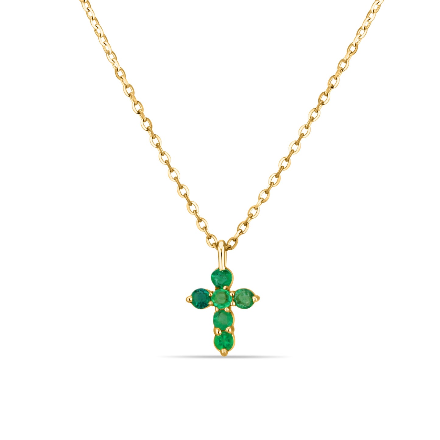 GIOVE MIO Cadena con Dije de Cruz en Oro Amarillo de 14Kt con Esmeraldas. Oro 14Kt / Amarillo / 6X8MM