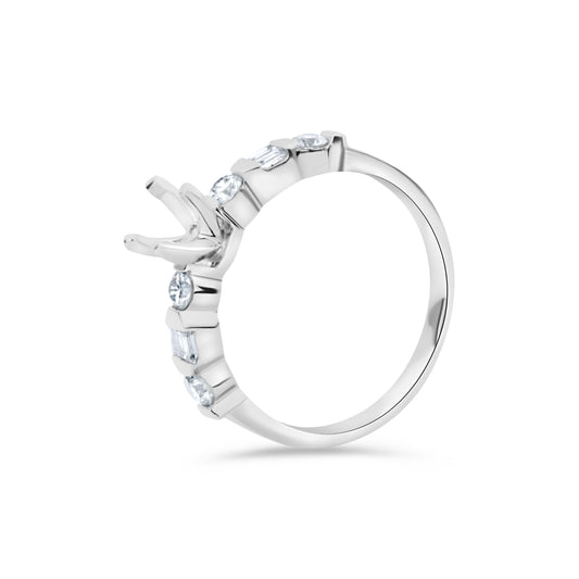 GIOVE MIO Anillo de Compromiso en Oro Blanco de 14Kt con Diamante Creado en Laboratorio y Diamantes Naturales. Oro 14Kt / Blanco