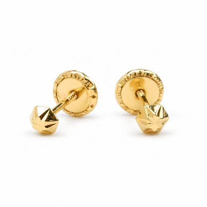 Par de aretes facetados en oro amarillo de 18 kt 00229331