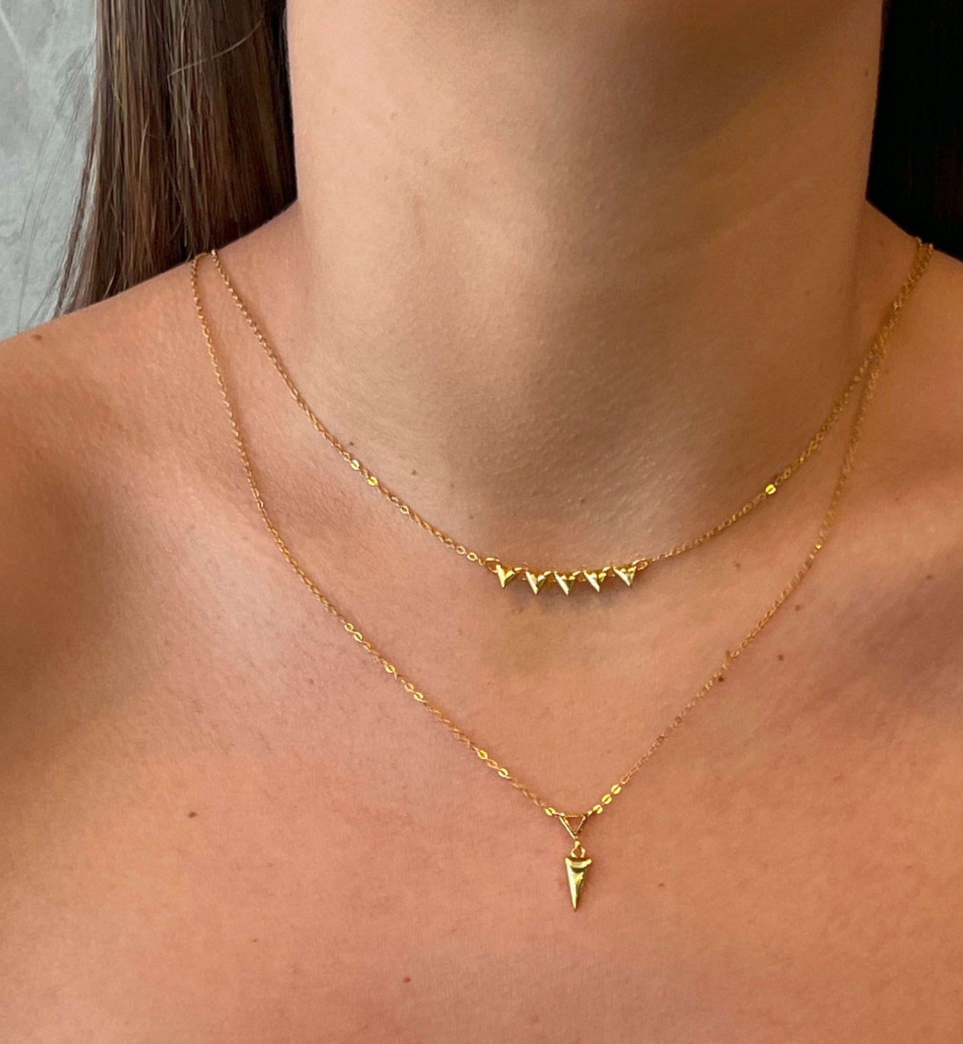 GIOVE MIO Cadena con Dijes Varios en Plata 925 Bañada en Oro Amarillo de 18Kt. Plata 925 Bañada en Oro 18Kt / Amarillo