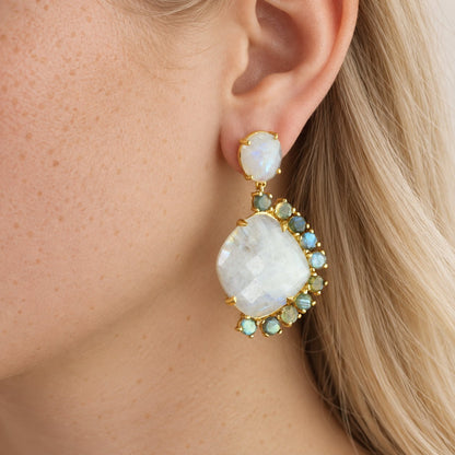 GIOVE MIO Aretes Colgantes I Love Cake en Plata 925 Bañada en Oro Amarillo de 18Kt con Cuarzo y Moonstone. Plata 925 Bañada en Oro 18Kt / Amarillo / 28X48MM