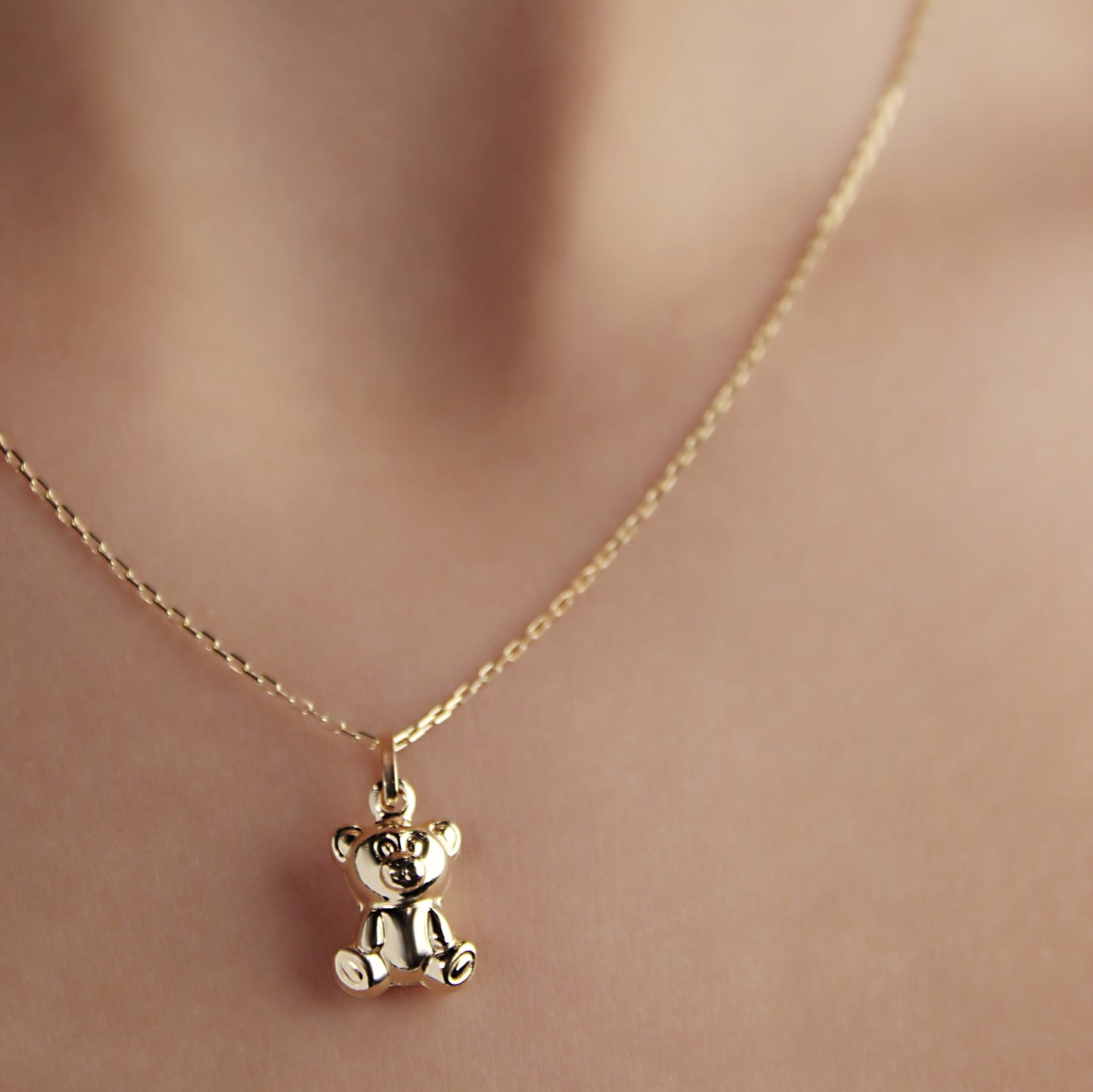 GIOVE MIO Dije de Osito en Oro Amarillo de 18Kt. Oro 18Kt / Amarillo / 10X12MM