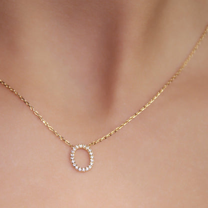 GIOVE MIO Cadena con Dije Oval en Oro Amarillo de 18Kt con Circonia Cúbica. Oro 18Kt / Amarillo / 8X10MM