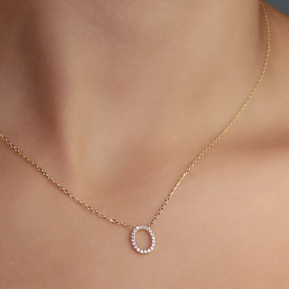 GIOVE MIO Cadena con Dije Oval en Oro Amarillo de 18Kt con Circonia Cúbica. Oro 18Kt / Amarillo / 8X10MM