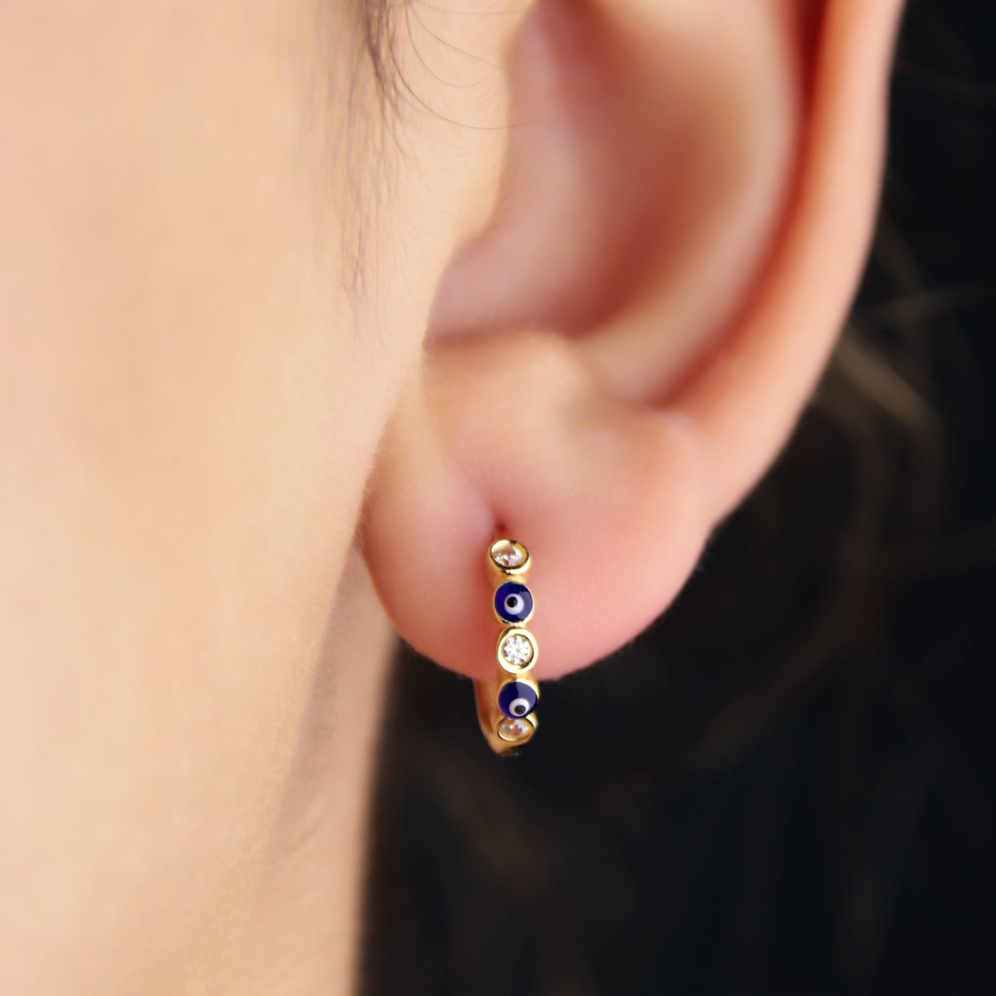 GIOVE MIO Huggies en Oro Amarillo de 18Kt. Oro 18Kt / Amarillo / 12.8X2.4MM