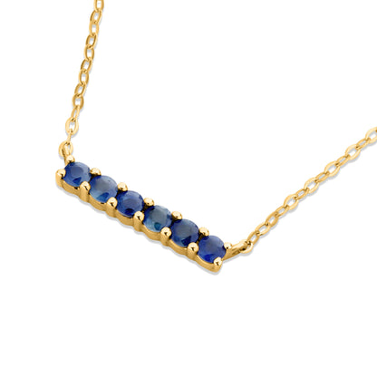 GIOVE MIO Cadena con Dije de Barra y Gemas en Oro Amarillo de 10Kt con Zafiros Azules. Oro 10Kt / Amarillo / 16X3MM