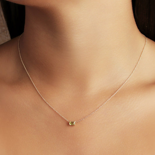 GIOVE MIO Cadena con Dije de Gema en Oro Amarillo de 14Kt con Peridoto. Oro 14Kt / Amarillo / 3X5MM