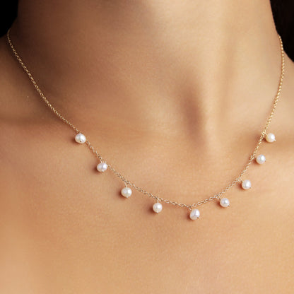 GIOVE MIO Cadena con Dijes de Perlas en Oro Amarillo de 14Kt con Perlas Cultivadas de Aguadulce. Oro 14Kt / Amarillo