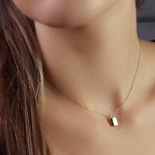 GIOVE MIO CHAIN NECKLACE WITH KEY OR LOCK CHARM IN 14KT YELLOW GOLD, 45 CM LONG