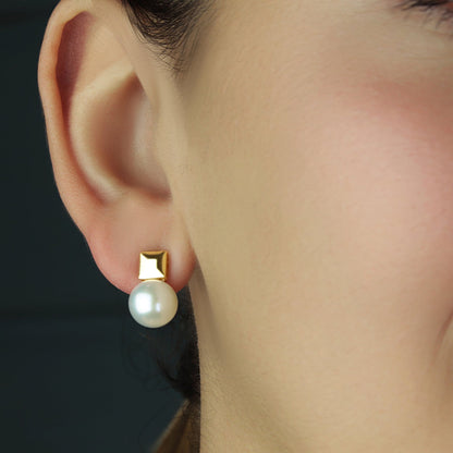 GIOVE MIO: Anillo Fashion en Oro Amarillo 18kt con Perla Cultivada Aguadulce - ¡Destaca con Elegancia y Estilo! ORO 18KT / AMARILLO