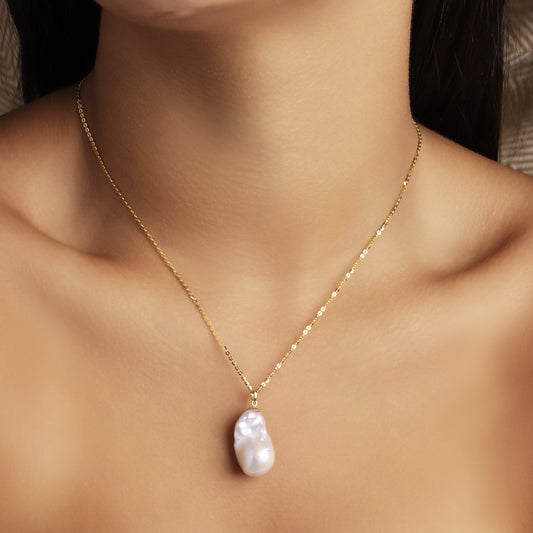 GIOVE MIO CHAIN NECKLACE WITH CHARM IN 18KT YELLOW GOLD, WITH BAROQUE PEARL CT.