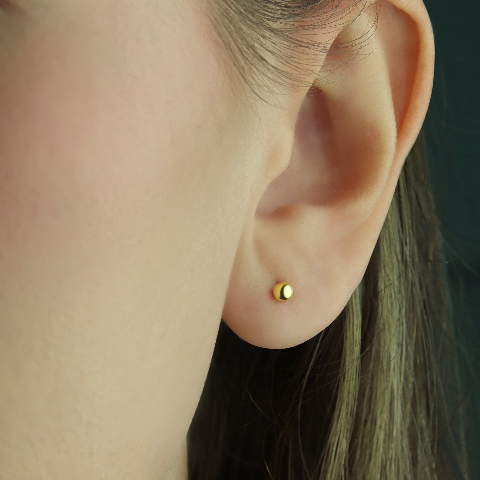 GIOVE MIO Studs de Bolita en Oro Amarillo de 18Kt. Oro 18Kt / Amarillo / 3MM