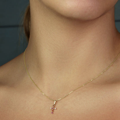 GIOVE MIO Cadena con Cruz en Oro Amarillo de 14Kt con Circonias Cúbicas. Oro 14Kt / Amarillo / 7X10MM