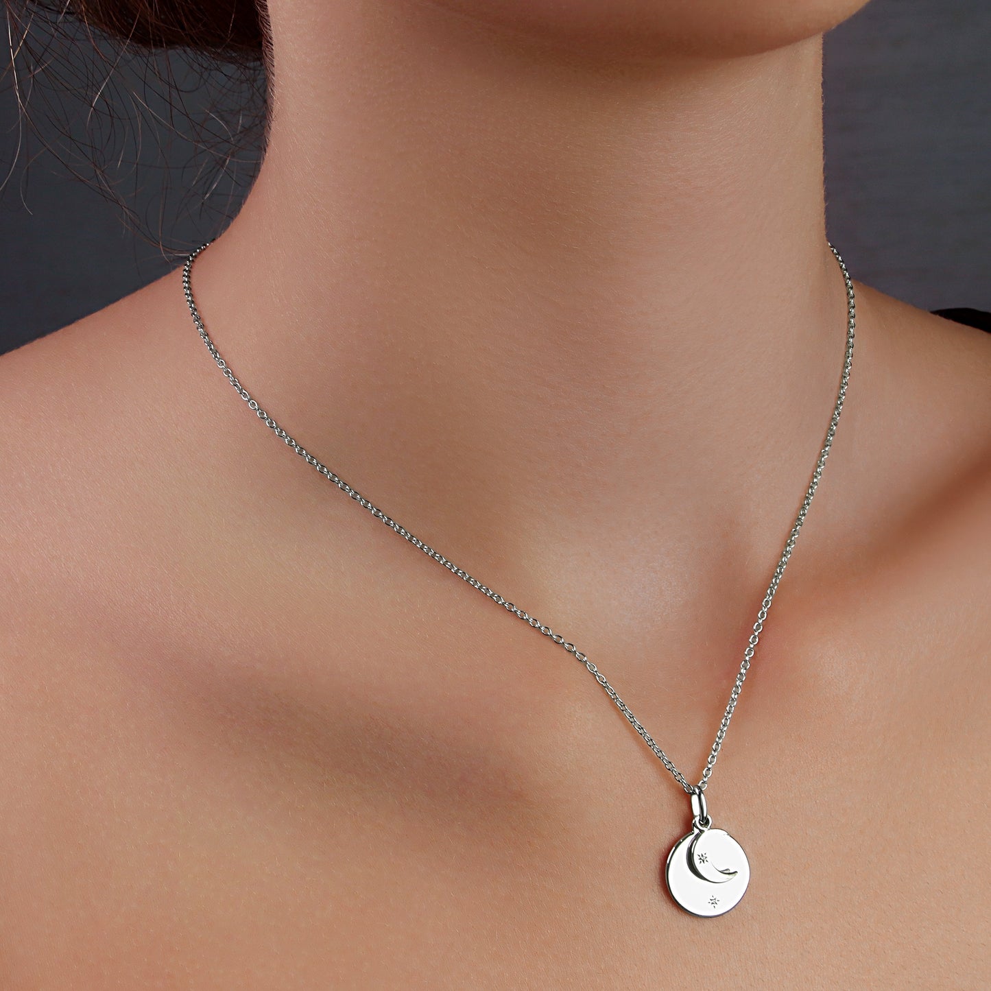 GIOVE MIO Cadena con Dijes Circular y Luna Creciente en Plata 925 con Circonia Cúbica. Plata 925 / Blanco / 15MM