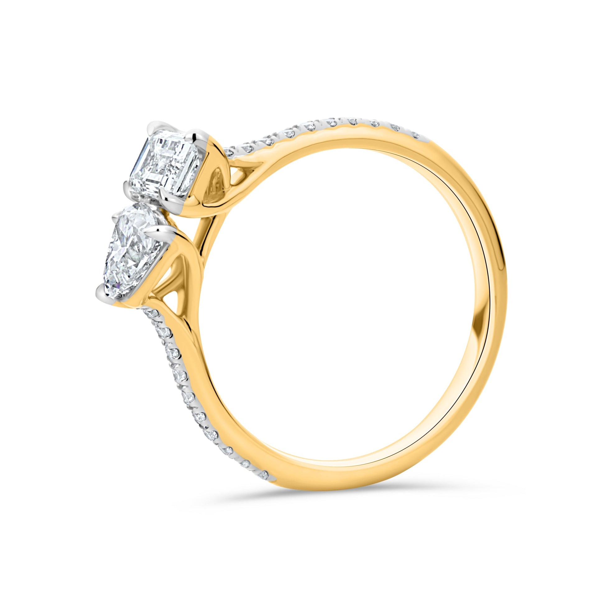 GIOVE MIO Anillo Fashion en Oro Amarillo de 14Kt con Diamante Creado en Laboratorio y Diamantes Creados en Laboratorio. Oro 14Kt / Amarillo