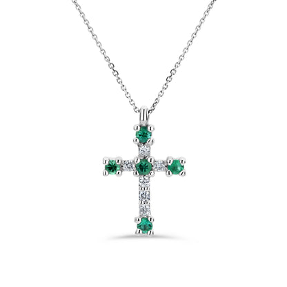 GIOVE MIO Cadena con Dije de Cruz en Oro Blanco de 18Kt con Esmeraldas y Diamantes Naturales. Oro 18Kt / Blanco / 20X15MM