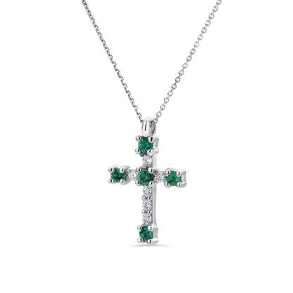 GIOVE MIO Cadena con Dije de Cruz en Oro Blanco de 18Kt con Esmeraldas y Diamantes Naturales. Oro 18Kt / Blanco / 20X15MM