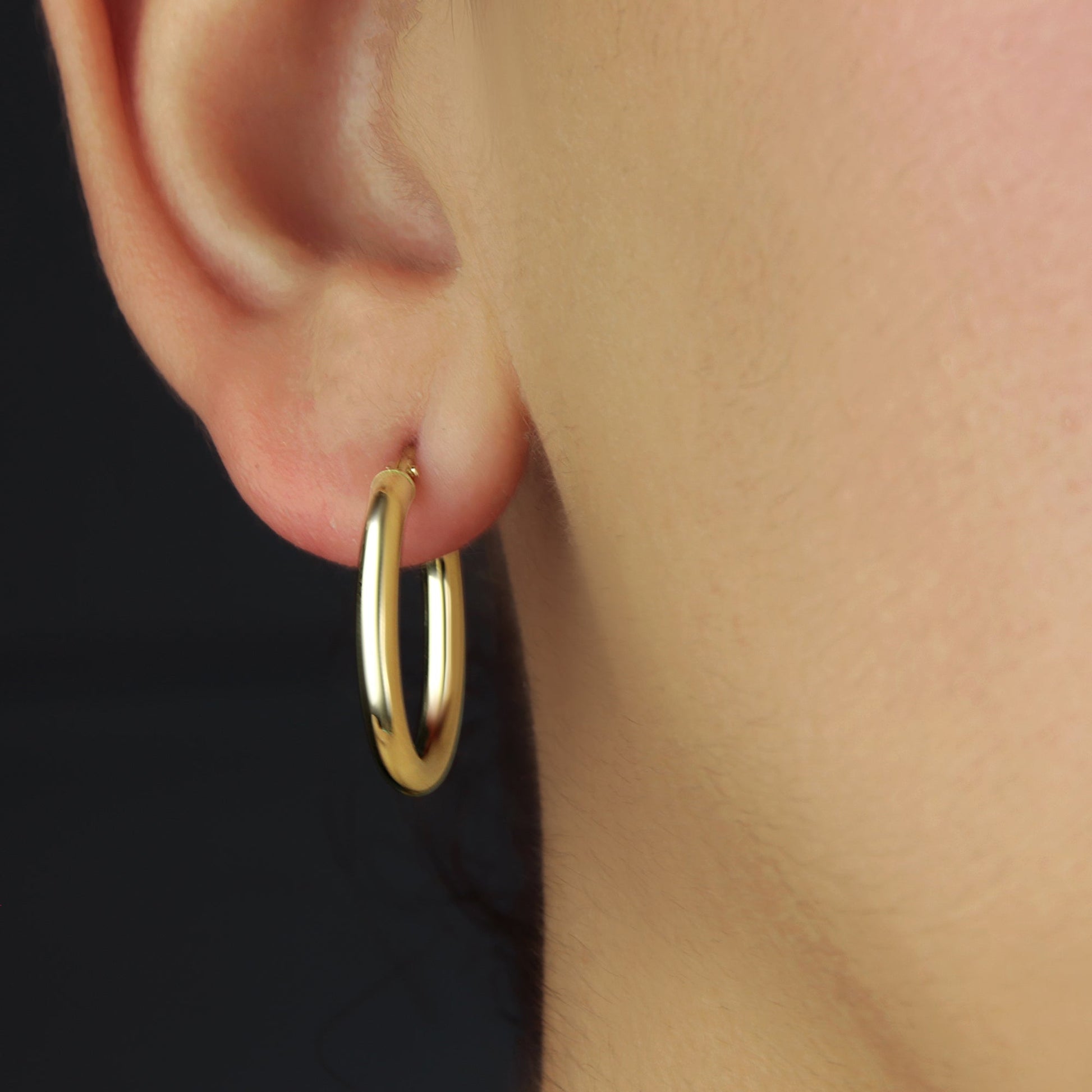 GIOVE MIO Argollas en Oro Amarillo de 18Kt. Oro 18Kt / Amarillo / 20MM TUB 2.5MM