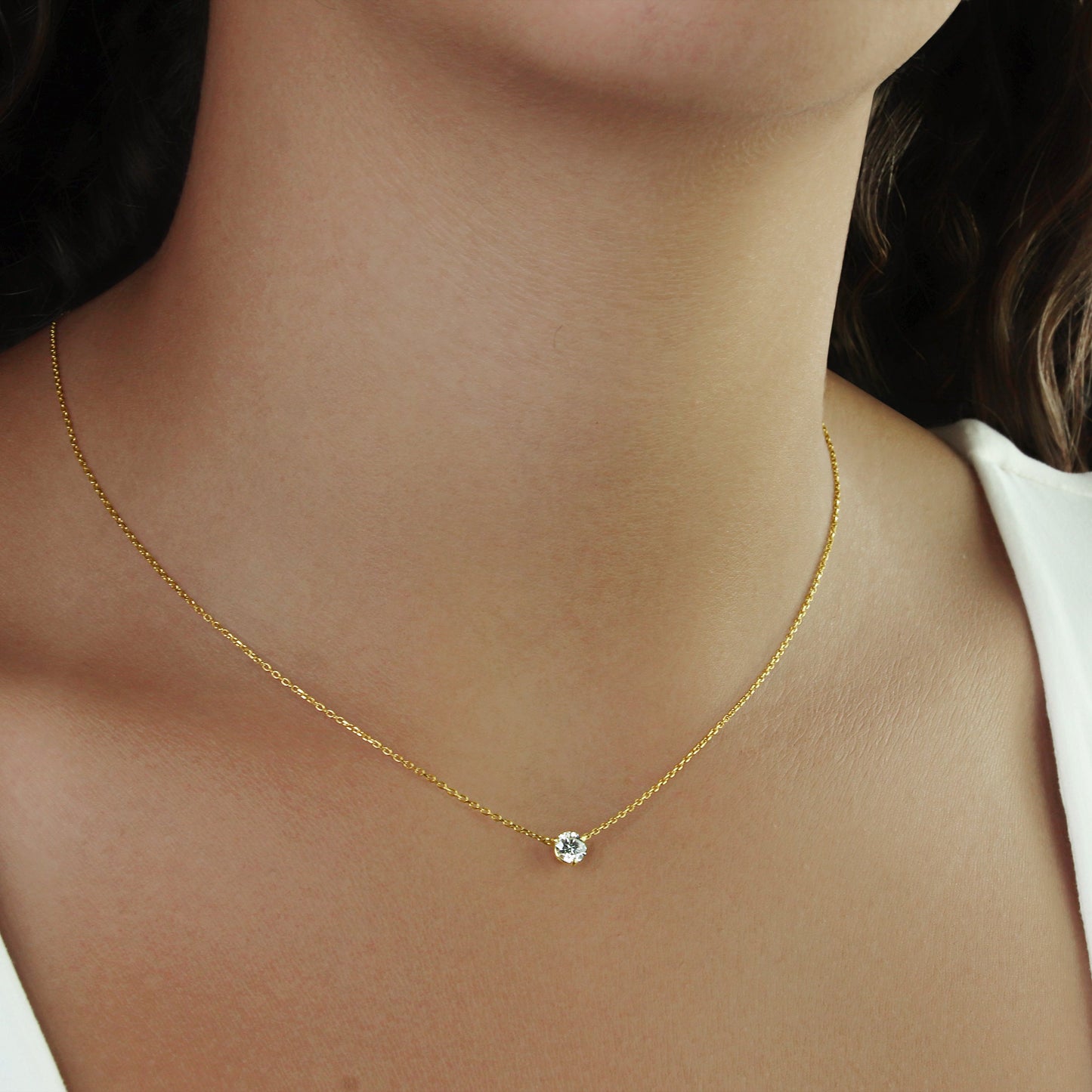GIOVE MIO Cadena con Dancing Diamond en Oro Amarillo de 14Kt con Diamante Natural. Oro 14Kt / Amarillo / 4.5MM