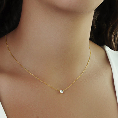 GIOVE MIO Cadena con Dancing Diamond en Oro Amarillo de 14Kt con Diamante Natural. Oro 14Kt / Amarillo / 4.5MM