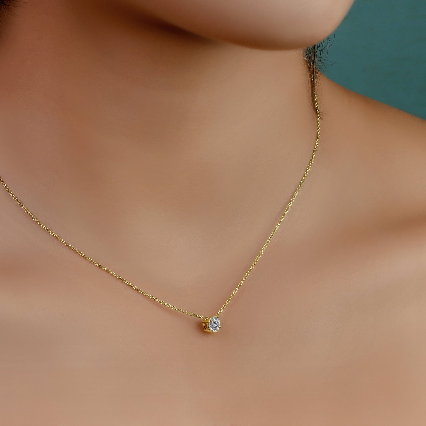 GIOVE MIO Cadena con Dancing Diamond en Oro Amarillo de 14Kt con Diamante Natural. Oro 14Kt / Amarillo / 4MM