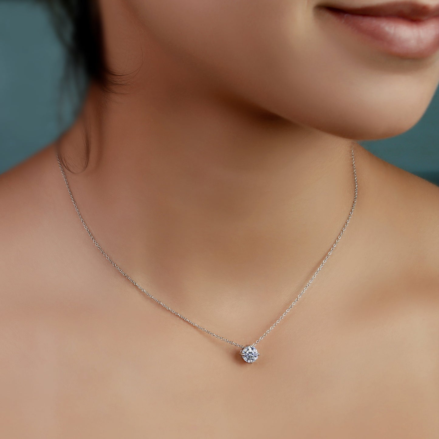 GIOVE MIO Cadena con Dancing Diamond en Oro Blanco de 14Kt con Diamante Creado en Laboratorio. Oro 14Kt / Blanco / 6MM