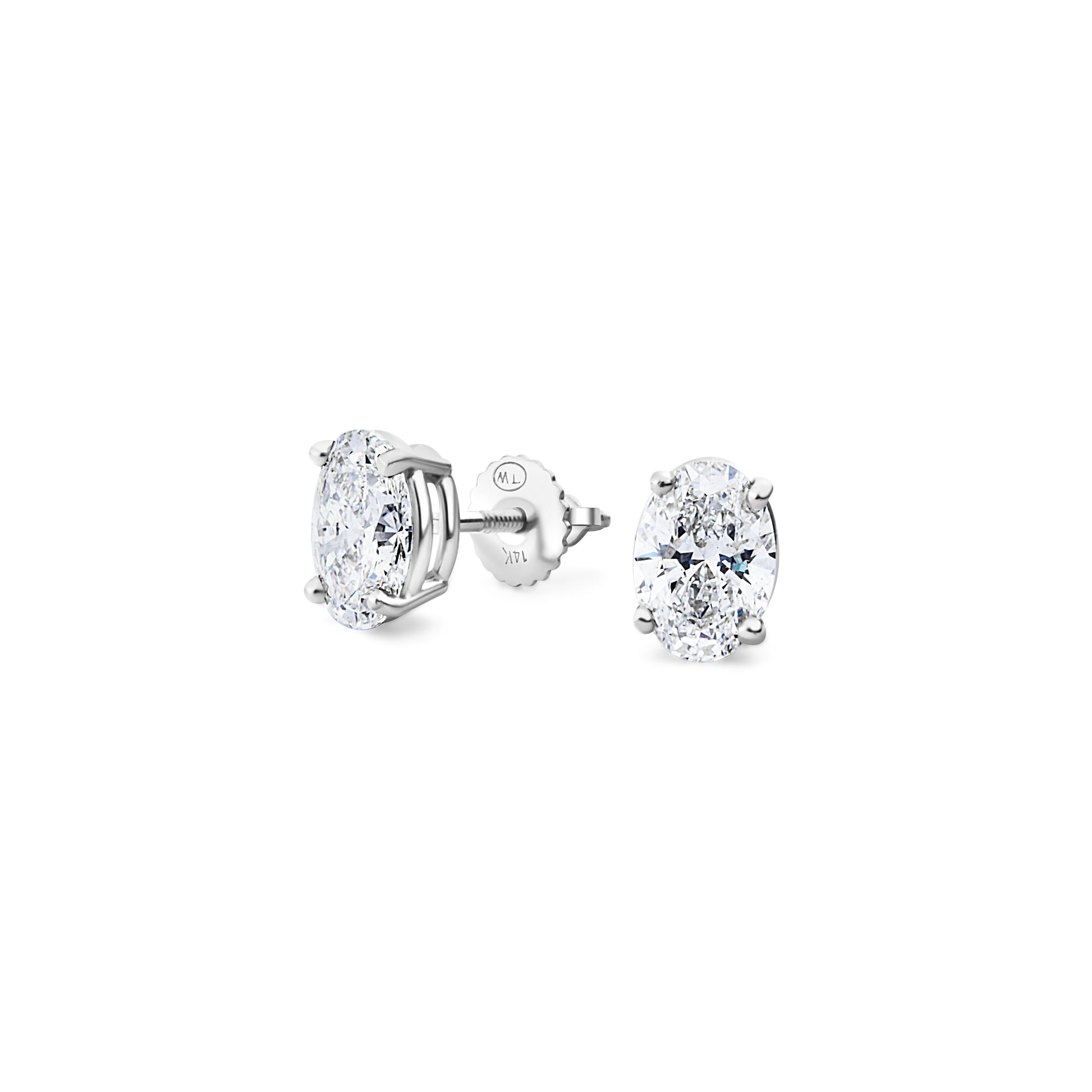 GIOVE MIO Studs en Oro Blanco de 14Kt con Diamante Creado en Laboratorio. Oro 14Kt / Blanco / 5.7X8MM