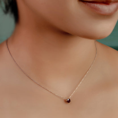 GIOVE MIO Cadena con Dije de Gema en Oro Rosado de 14Kt con Rubí. Oro 14Kt / Rosado / 5.6MM