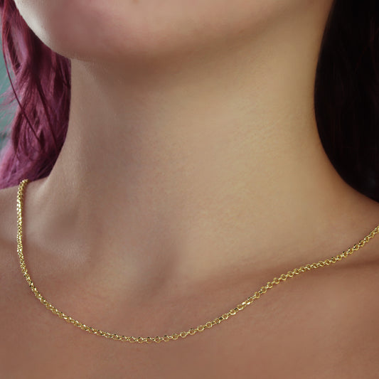 GIOVE MIO: Cadena Oro Amarillo 18kt, Elegancia Clásica con Broche de Reasa. ¡Resalta tu estilo con esta cadena de 50 CM! Añade sofisticación a tu look. ¡Hazte con la tuya y deslumbra! ORO 18KT / AMARILLO / 2.3 MM
