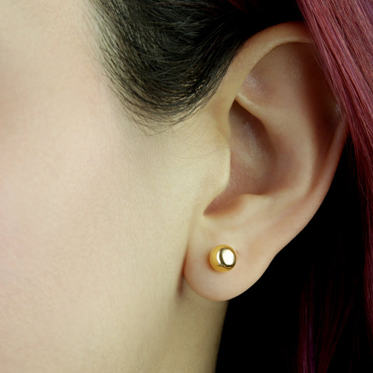 GIOVE MIO: Exclusive 18kt Yellow Gold Studs with Safety Clasp - Stand out with Elegance and Style!