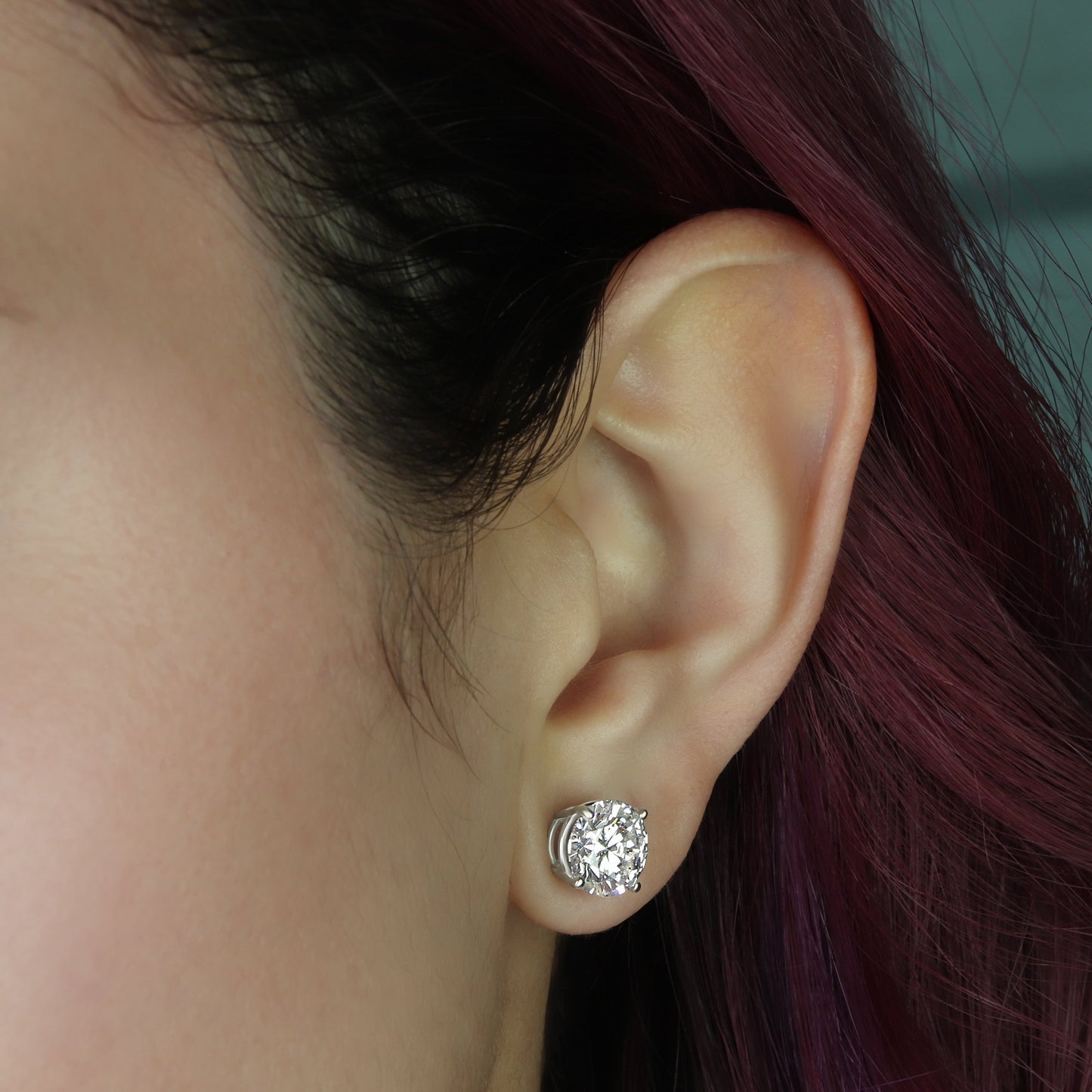 GIOVE MIO Studs en Oro Amarillo de 14Kt con Diamante Creado en Laboratorio. Oro 14Kt / Amarillo / 8MM