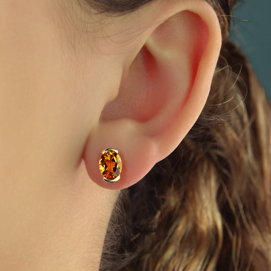 GIOVE MIO Exclusive 14kt Yellow Gold Earrings with 2.20ct Citrines and Butterfly Closure. Radiate elegance and brightness. Shine stylishly!