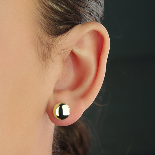 GIOVE MIO 14kt Yellow Gold Diamond Stud Earrings - Butterfly Closure. Elegant and radiant, these earrings will make you stand out effortlessly!