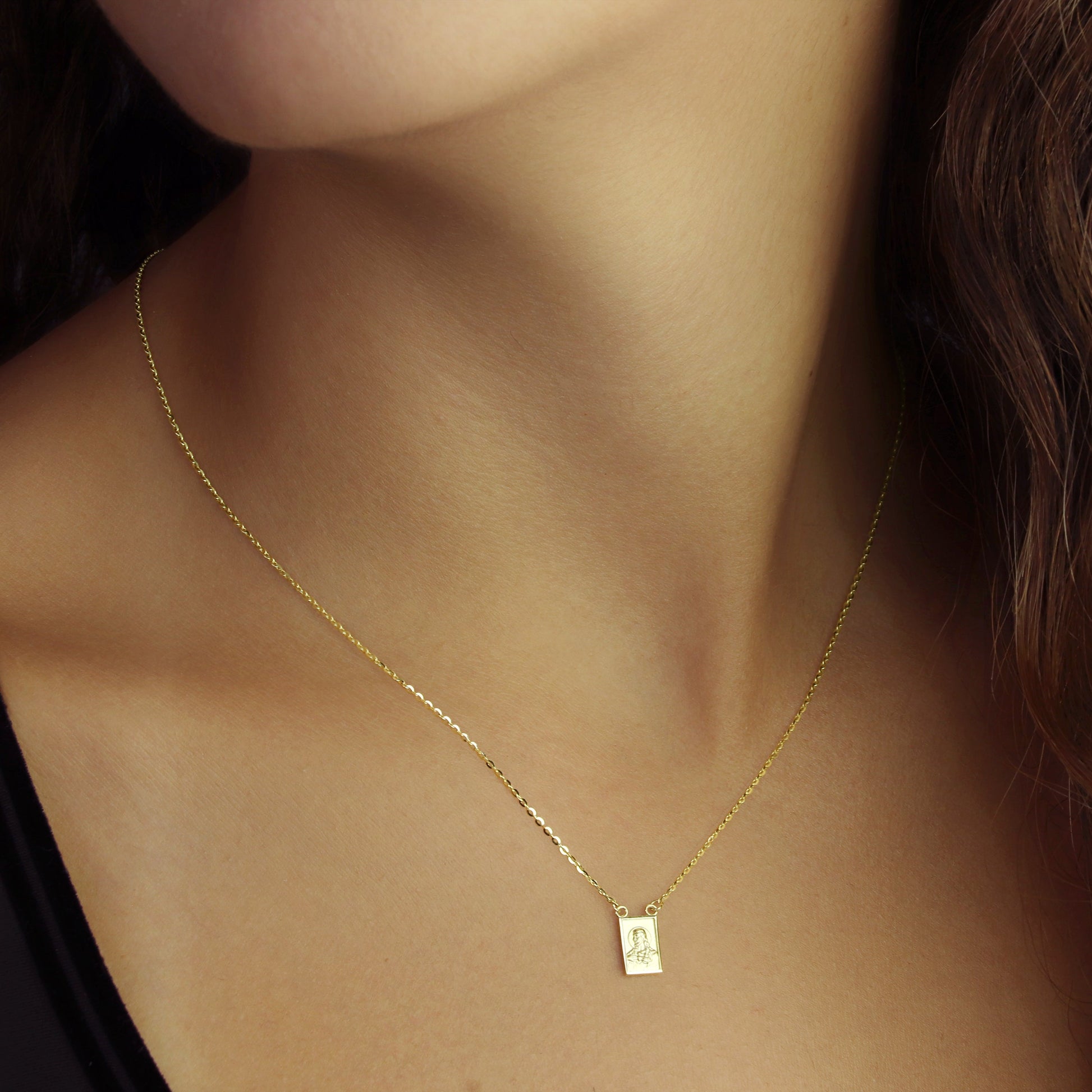 GIOVE MIO Cadena con Medalla de Escapulario en Oro Amarillo de 14Kt. Oro 14Kt / Amarillo / 6X8MM