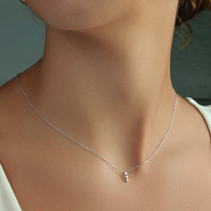 GIOVE MIO Cadena con Dije de Gemas en Oro Blanco de 14Kt con Diamantes Naturales. Oro 14Kt / Blanco / 4X7MM