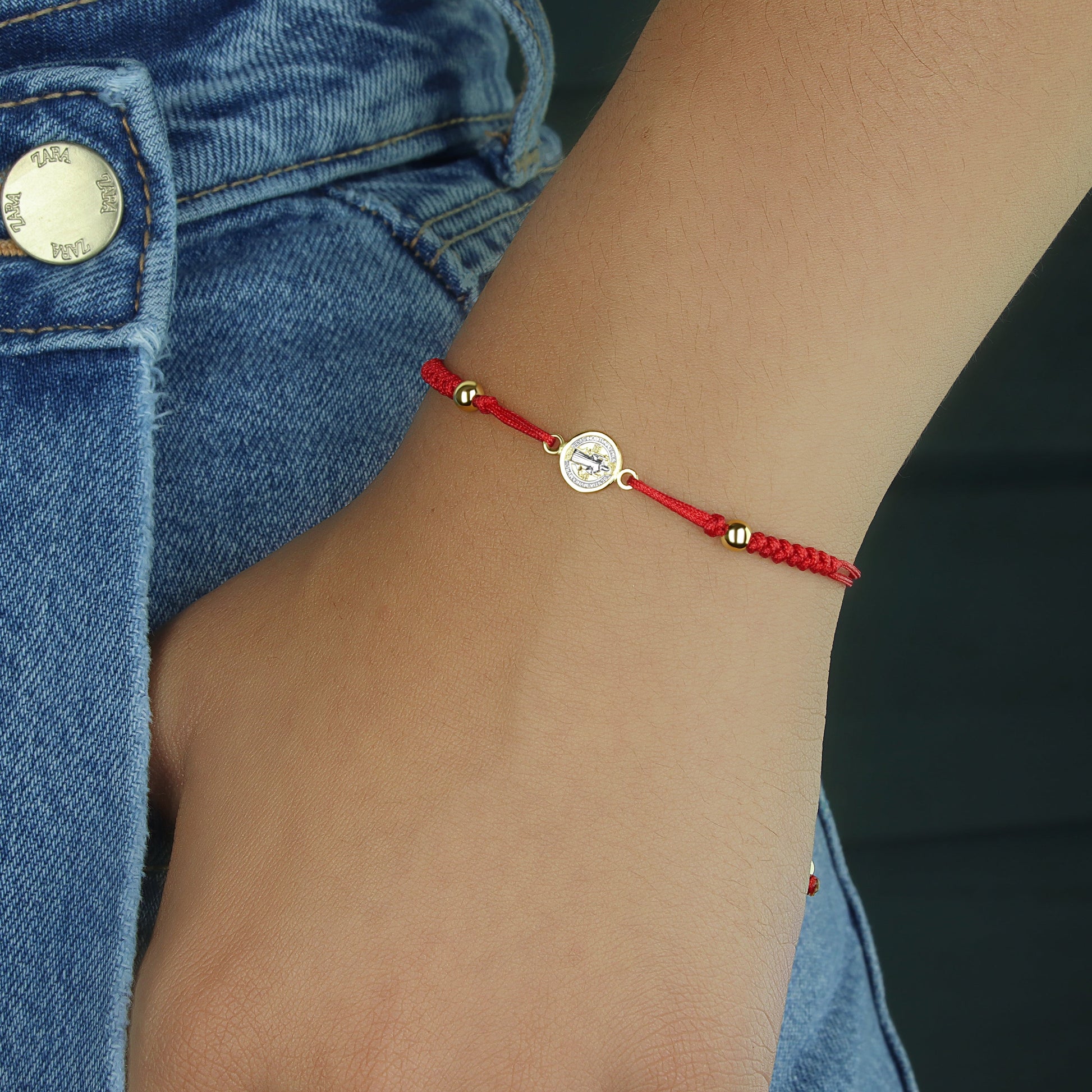 GIOVE MIO Pulsera de Cordon con Medalla de San Benito en Oro Amarillo de 14Kt. Oro 14Kt / Amarillo / 8MM