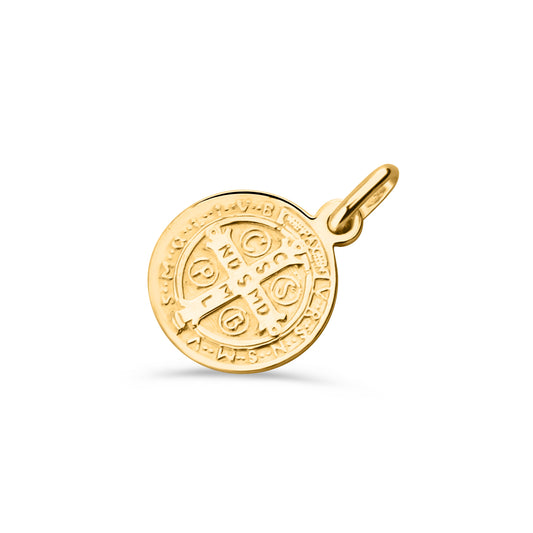 GIOVE MIO Exclusive 18kt Yellow Gold Saint Benedict Medal with LGD Diamond. Protective Charm with Religious Details. Elevate your faith stylishly!